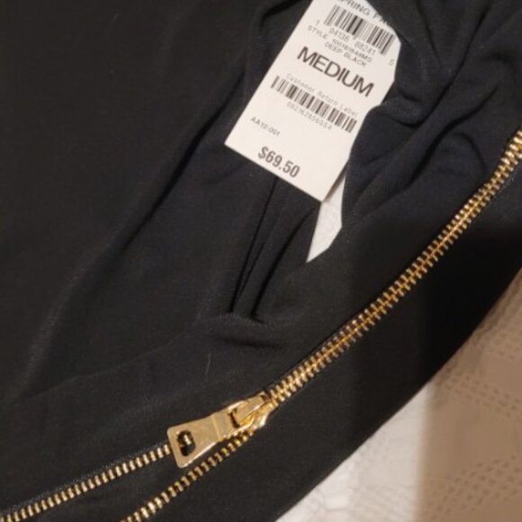 *New With Tags* Black INC Top - Size Med - Picture 2 of 3